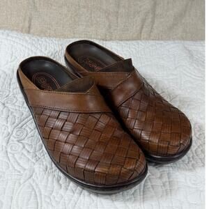 Klogs Women's 8 Brown Leather Slip On Comfort Casual Preppy Nursing Shoe